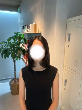 ミディアム 森川 紗菜のヘアスタイル