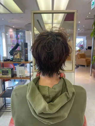 ショート パーマ メンズ 鶴﨑 美優亜のヘアスタイル
