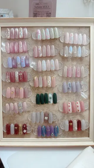 ネイル 胡蝶蘭レディースサロ ンNailMOKAのネイルデザイン