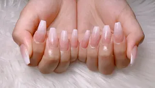 ネイル Demure リリス 銀座店のネイルデザイン