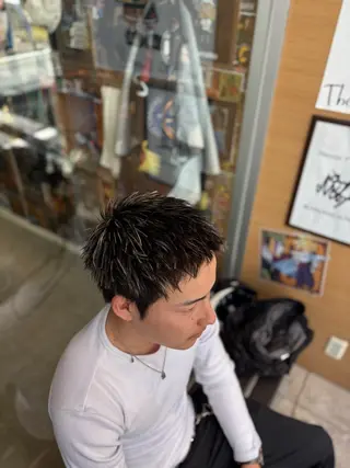 ショート メンズ 吉田 哲平のヘアスタイル