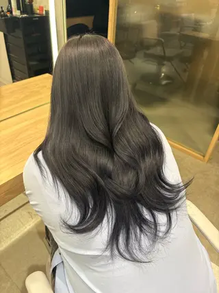 ロング KAE🍓艶カラー /韓国風のヘアスタイル