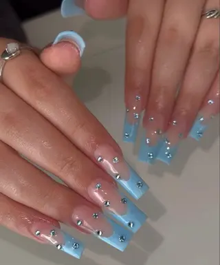 ネイル Mimi Nail_Royalのネイルデザイン