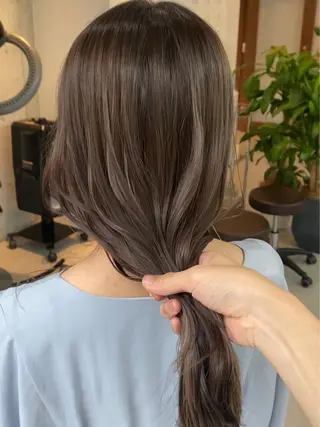 ロング 美髪矯正 韓国レイヤーのヘアスタイル