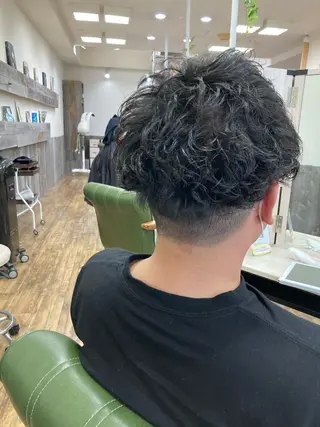ショート パーマ メンズ 赤羽、髪質改善サロン 吉野リョウスケのヘアスタイル