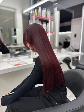 ロング カラー 抜け感レイヤー︴ ニュアンスカラーのヘアスタイル
