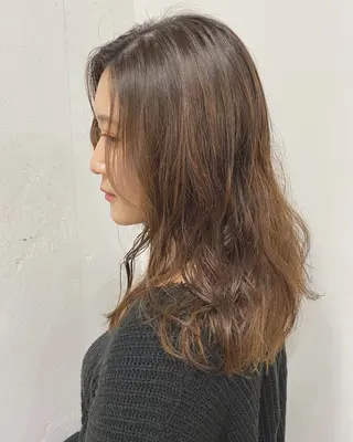 ロング パーマ satsuki レイヤー・暖色のヘアスタイル