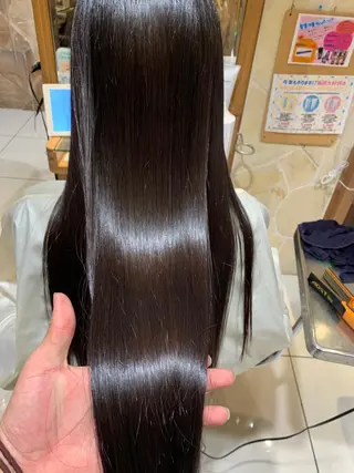 セミロング 新宿メンズパーマ特化 メンズバレイヤージュのヘアスタイル