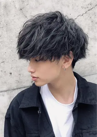パーマ メンズ 渡邉 里葉のヘアスタイル