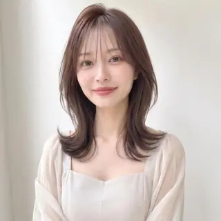ミディアム 松山彩香💎艶髪💎 ロング／透明感カラーのヘアスタイル