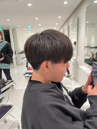 メンズ ✨フェザーパーマ✨ スパイキー✨星野拓磨のヘアスタイル