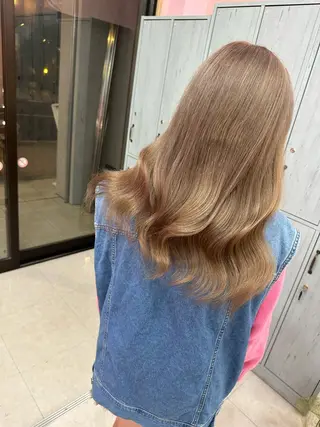 ロング カラー ブリーチ特化🌈 MANATOのヘアスタイル