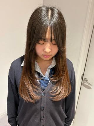 ロング 藤田 小波のヘアスタイル
