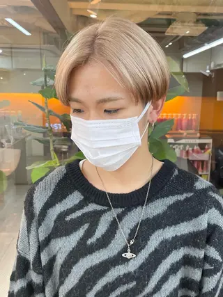 カラー yasuハイトーン/ デザインカラーのヘアスタイル