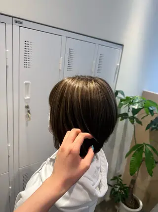 ショート カラー 松下 茉紀👱🏻♀️のヘアスタイル