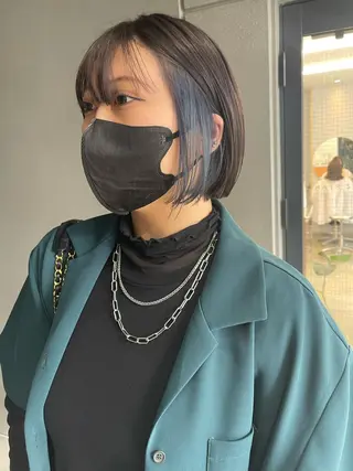 ショート カラー 💓パーマ，💗 レイヤーカットのヘアスタイル