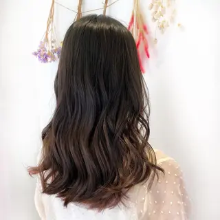 ロング カラー 小顔レイヤー/ ベージュ🤍Rieのヘアスタイル