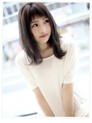 セミロング 🇰🇷韓国風艶髪✨ 髪質改善 倉岡しおんのヘアスタイル