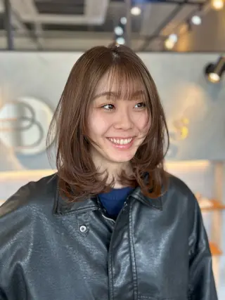 ミディアム nanako /レイヤーカットのヘアスタイル