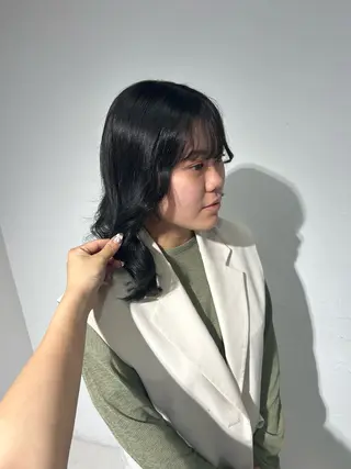 セミロング カラー 弓矢 叶のヘアスタイル