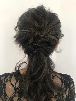 ロング ヘアアレンジ 月100人以上 髪質改善施術|谷口のヘアスタイル