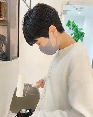 ショート カラー 村上雅人 ナチュラルモードのヘアスタイル