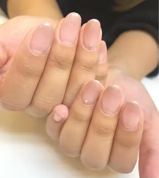 ネイル リスブラン🌱 IKUMIのネイルデザイン