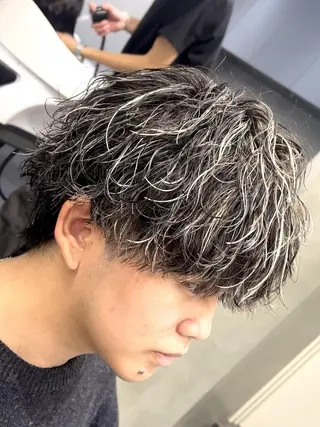 カラー パーマ メンズ レイヤーカット/無料 カットモデル/カズのヘアスタイル