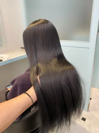 トレンドカラー MAHOのヘアスタイル