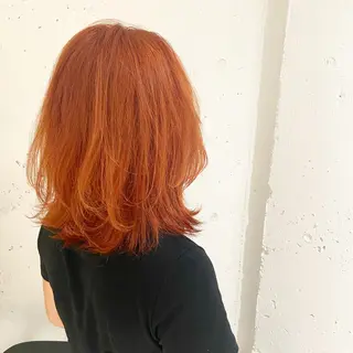 ミディアム カラー カジュアルを女っぽく 𝗮𝘆𝗮𝗰𝗼のヘアスタイル