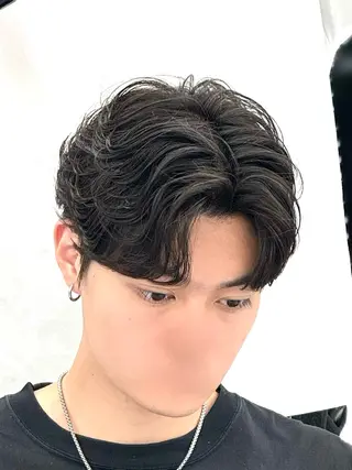 メンズ メンズサロン代表 曲がる縮毛矯正のヘアスタイル