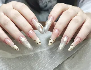 ネイル Kara🌻マツエク &Nailサロン💛のネイルデザイン