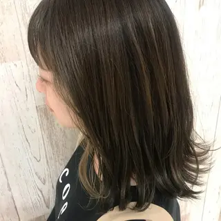 ミディアム カラー Oopsレイヤー 加藤澄都のヘアスタイル