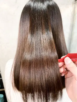 カラー 🎨デザイン🥇 美髪・艶髪 日暮千敬のヘアスタイル