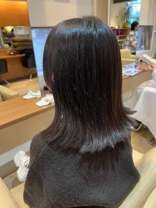ミディアム cyan Amiのヘアスタイル