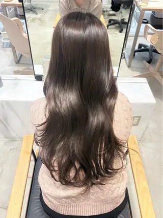 ロング カラー 木谷 彩音のヘアスタイル