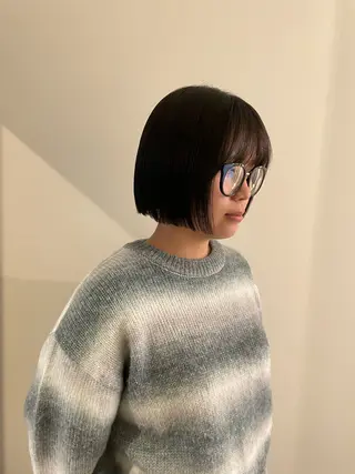 ミディアム カラー 渋谷 留菜のヘアスタイル