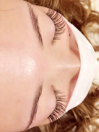 マツエク・マツパ Zina天王寺 CHIAKIのヘアスタイル