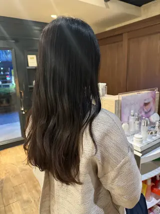 ロング 小松 陽香のヘアスタイル