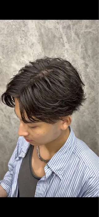 パーマ 岡本 悠聖のヘアスタイル