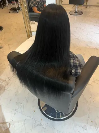 ロング ケアブリーチ&シール エクステの店和田翔莉のヘアスタイル
