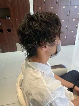 メンズ ブリーチしてても 綺麗にかかる縮毛矯正のヘアスタイル