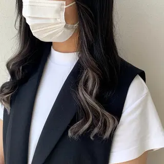 カラー 中村 朱沙のヘアスタイル