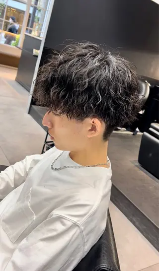 ショート パーマ メンズ 🦩パーマン🦩佐藤 航太のヘアスタイル