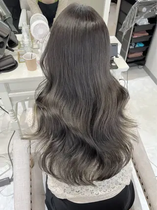 セミロング カラー 髪質改善カラー× 美髪ストレート前出のヘアスタイル