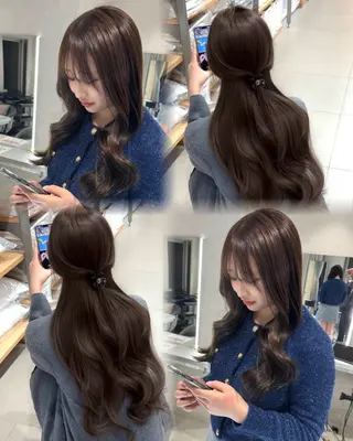 セミロング カラー 韓国ハイレイヤー ハッシュカット特化のヘアスタイル