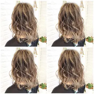 ロング カラー ハイトーン/ブリーチ 山崎 悠次のヘアスタイル