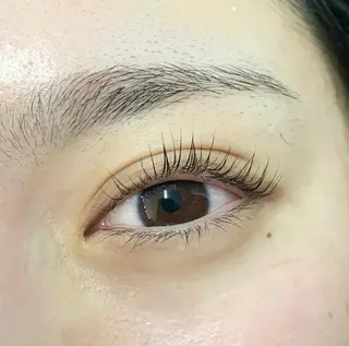 マツエク・マツパ Fumina .のネイルデザイン