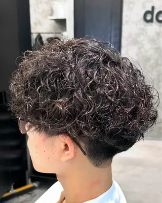 ショート パーマ メンズ メンズ特化👦🏻 和田 晃介のヘアスタイル