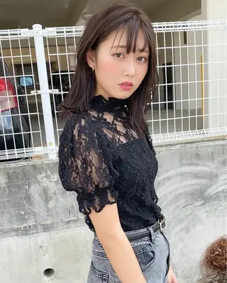 ミディアム カラー grand juteのヘアスタイル